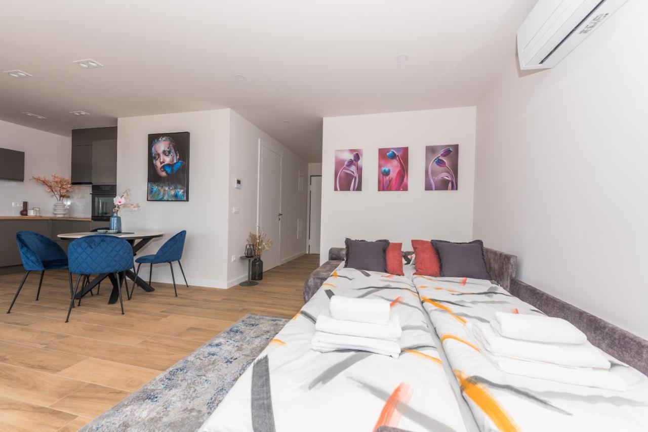 Luxury Adria Sea & City View Apartment Makarska Bagian luar foto