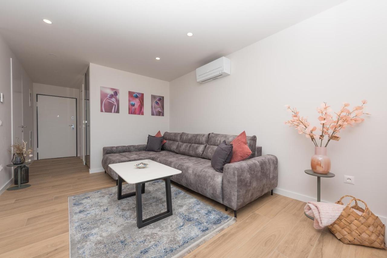 Luxury Adria Sea & City View Apartment Makarska Bagian luar foto