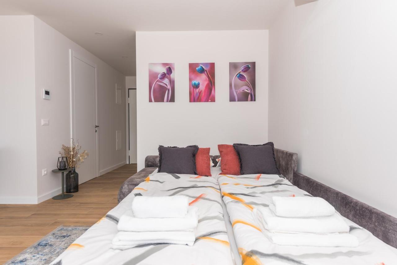 Luxury Adria Sea & City View Apartment Makarska Bagian luar foto